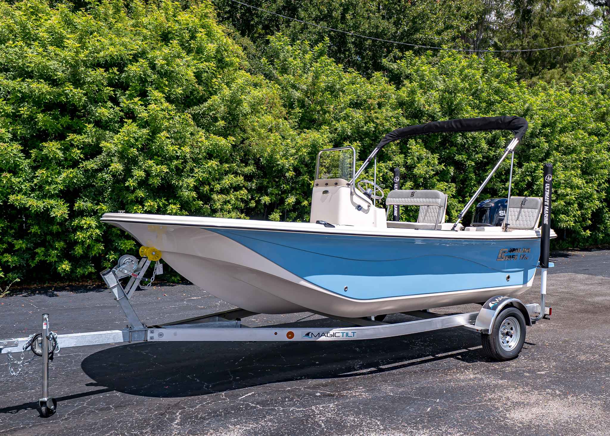 Carolina Skiff 17 LS 3/4 front