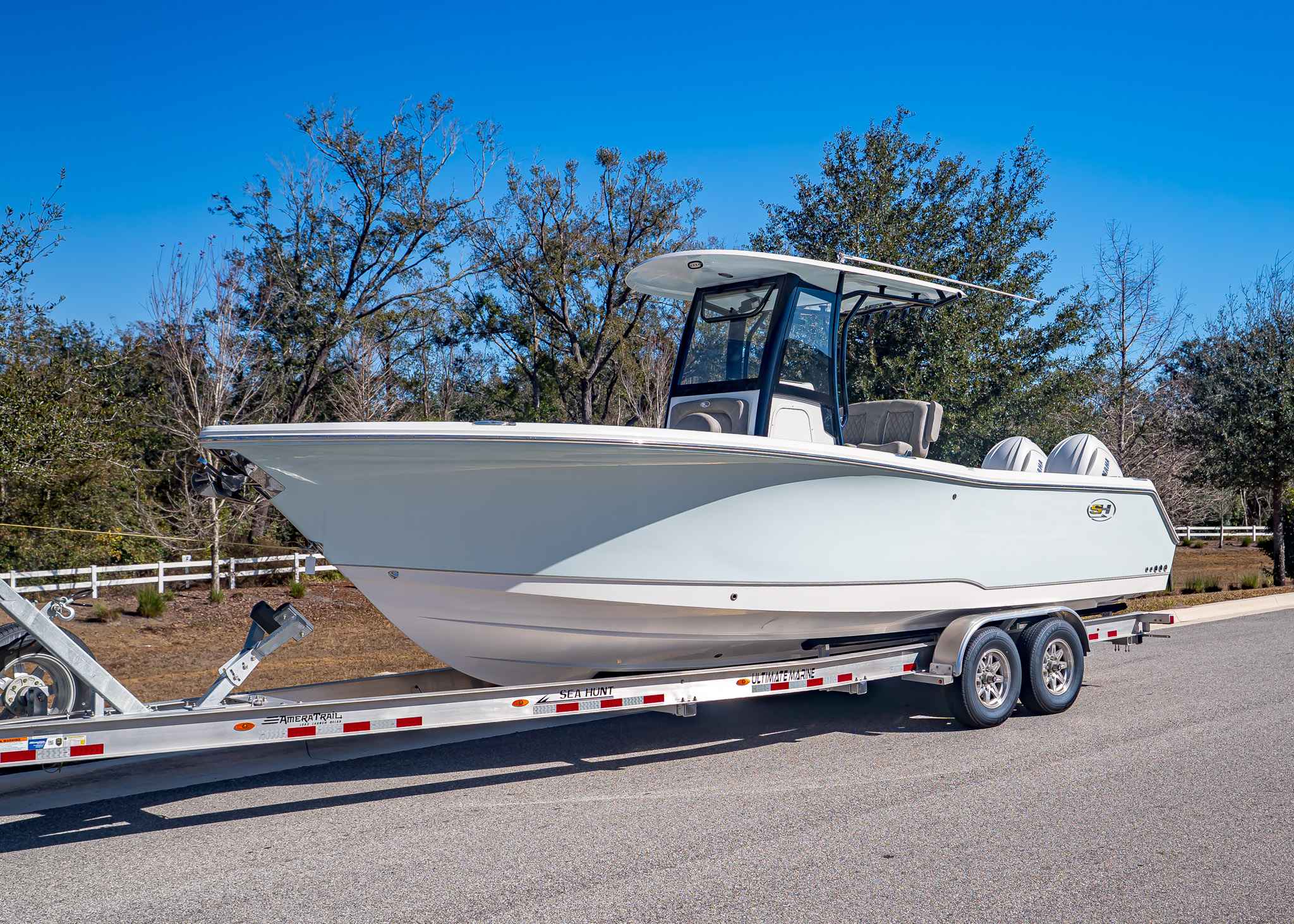 2026 Sea Hunt Gamefish 27 FS (SH403) ICE BLUE