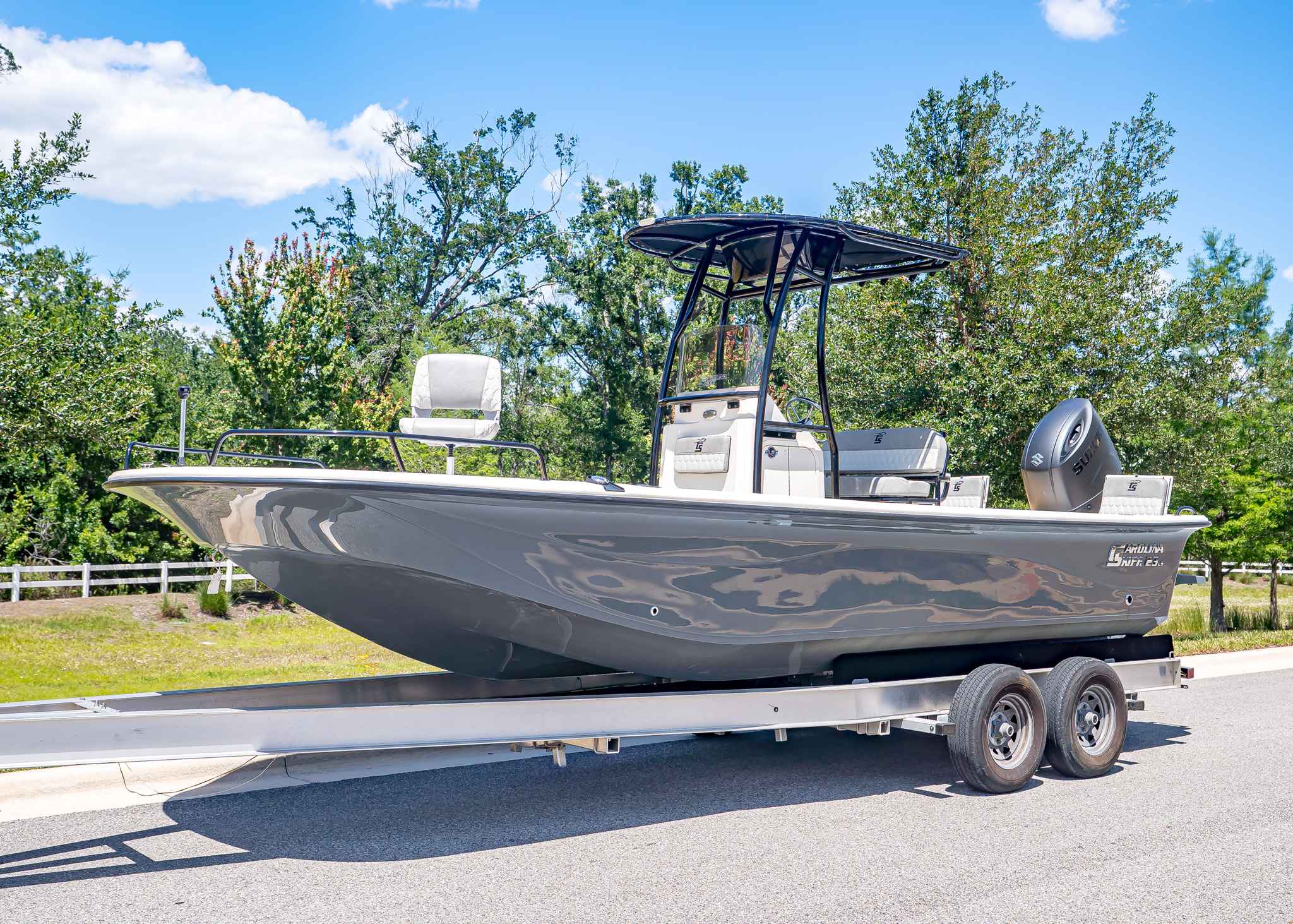 2026 Carolina Skiff 23 LS (CS-0020) GRAPHITE GRAY