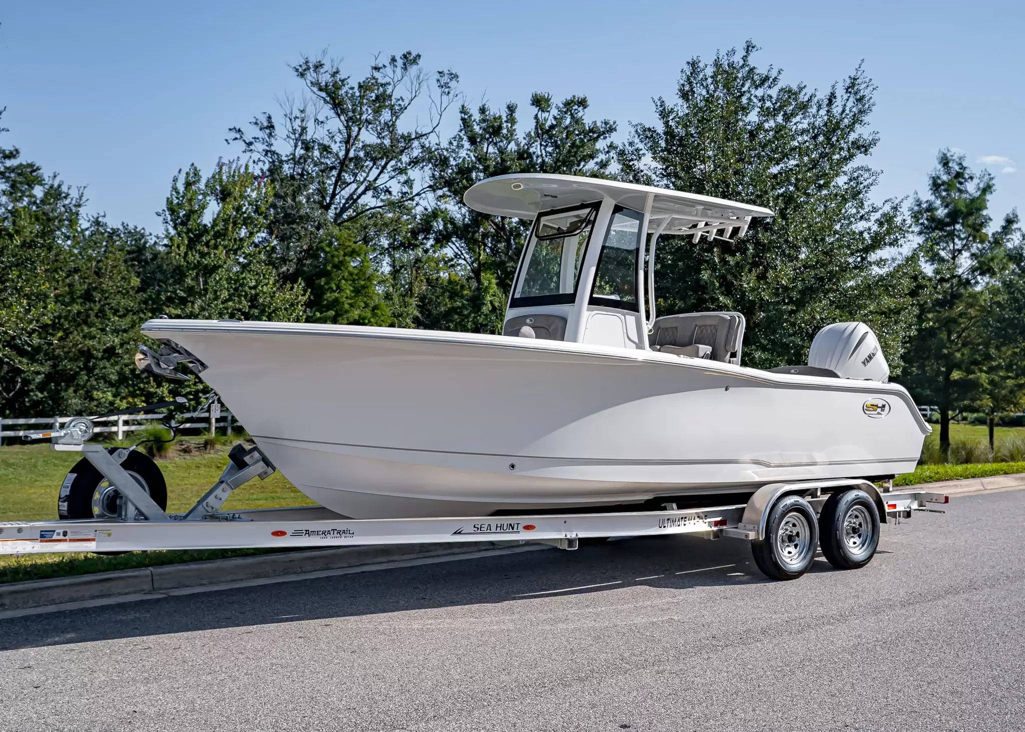 2027 Sea Hunt Ultra 245 SE (SH539) WHITE